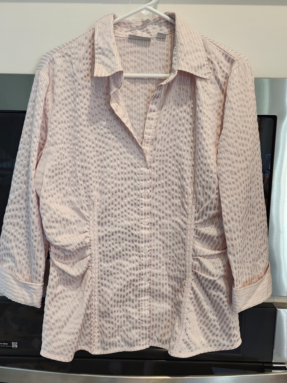 New York & Company Light Pink Textured Button-Down Shirt